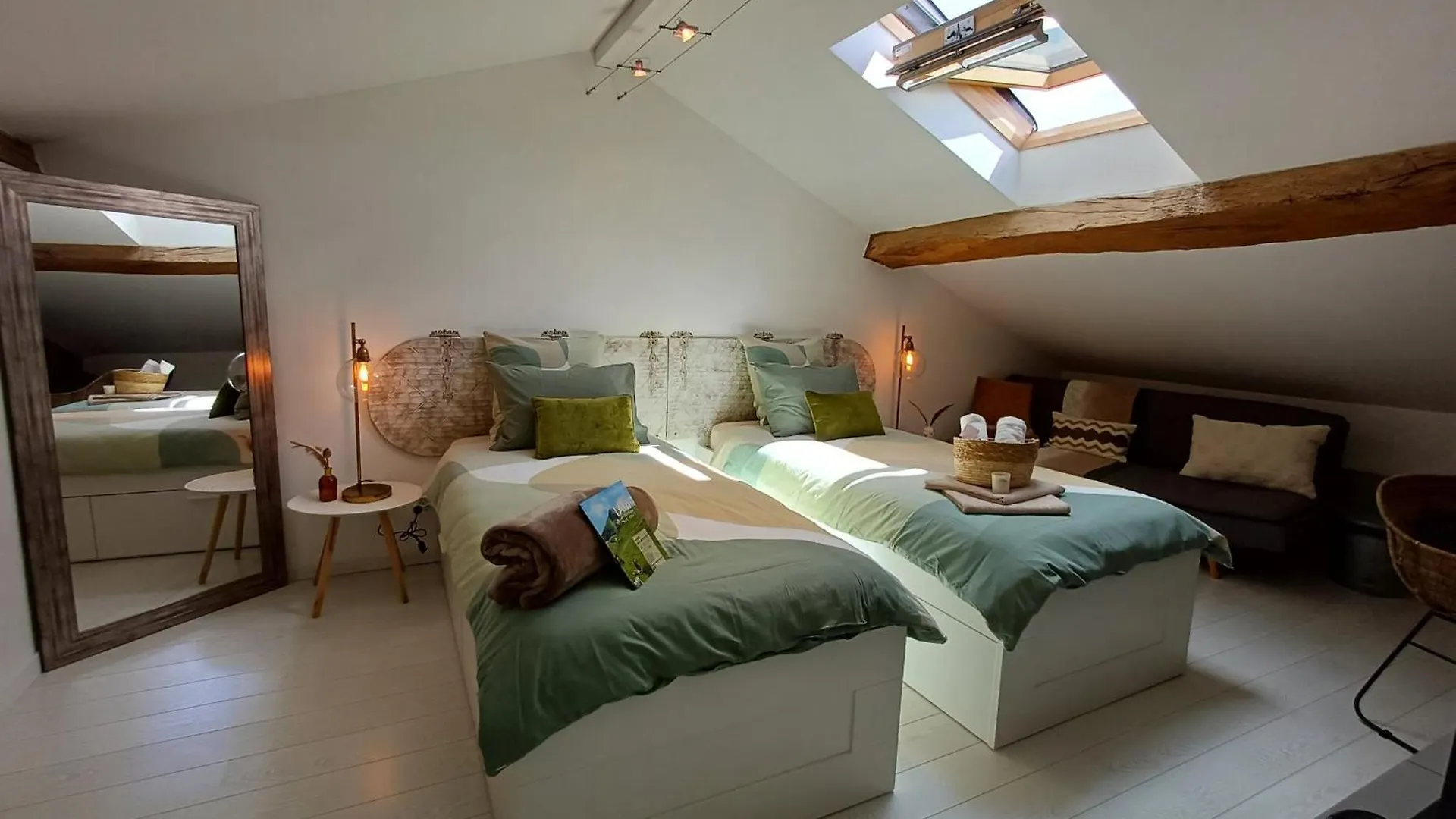 Les Metras Bed & Breakfast Ceyzeriat France