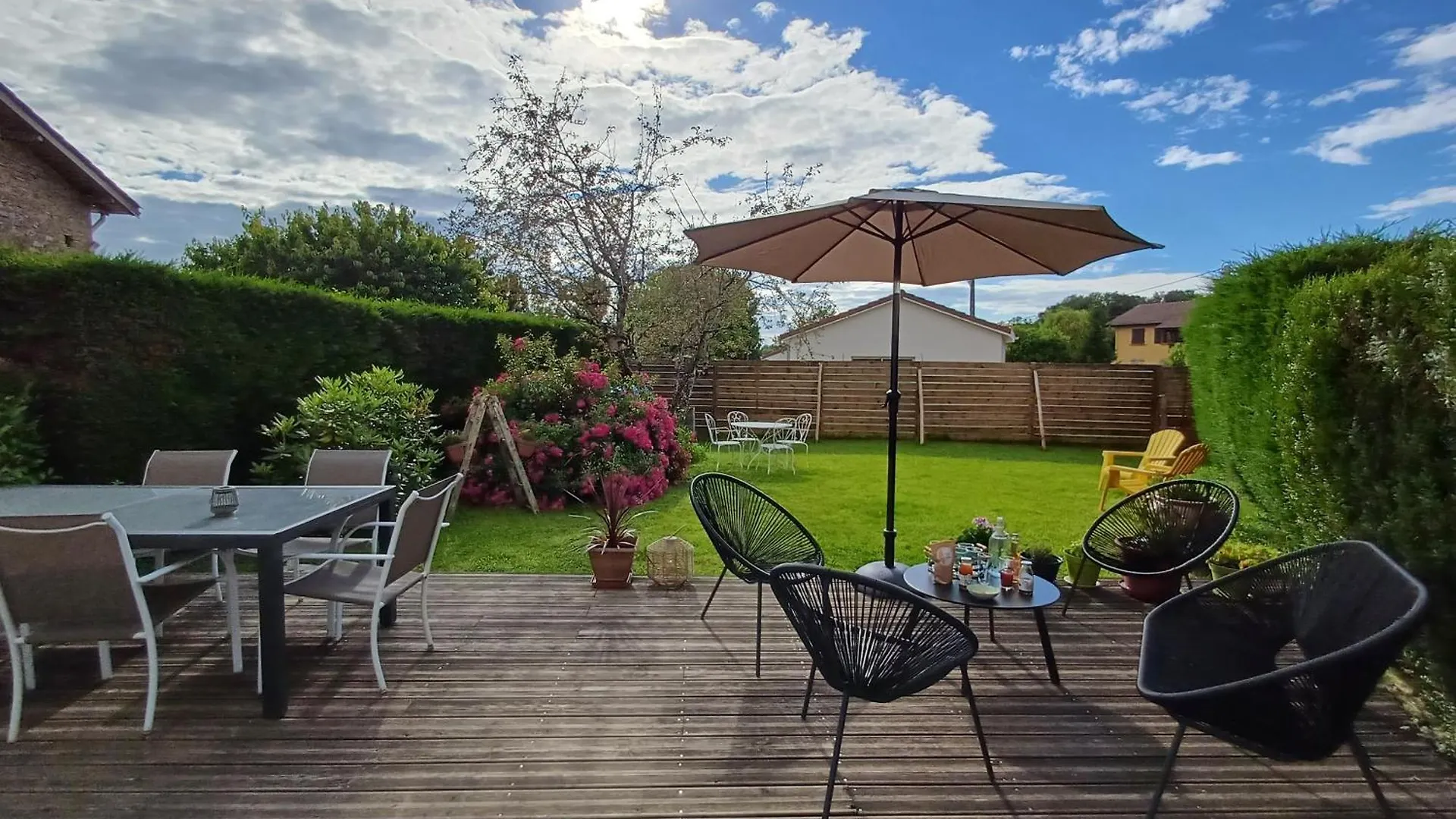 Les Metras Bed & Breakfast Ceyzeriat